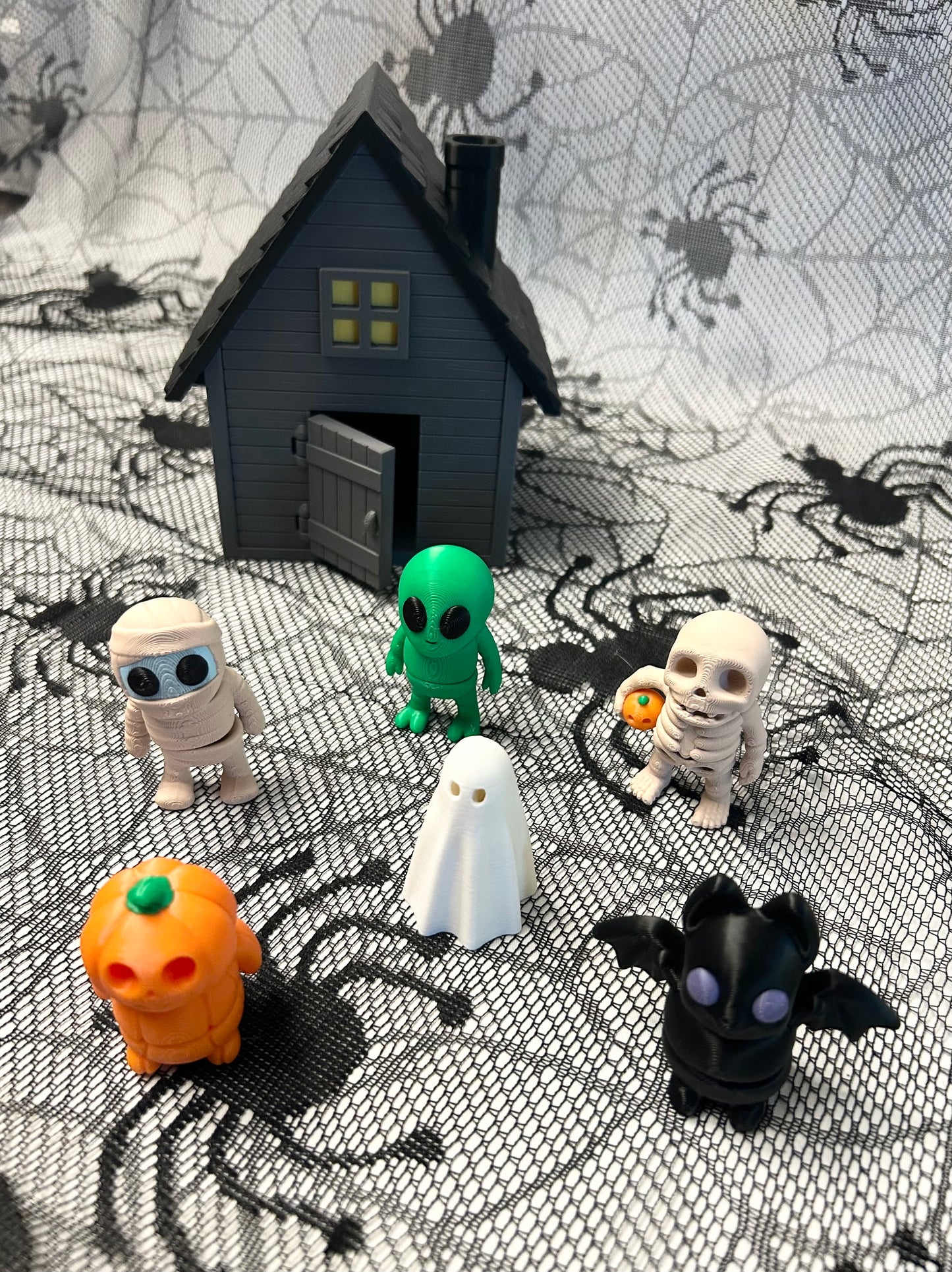 3D Printed Halloween Haunted House & Figures